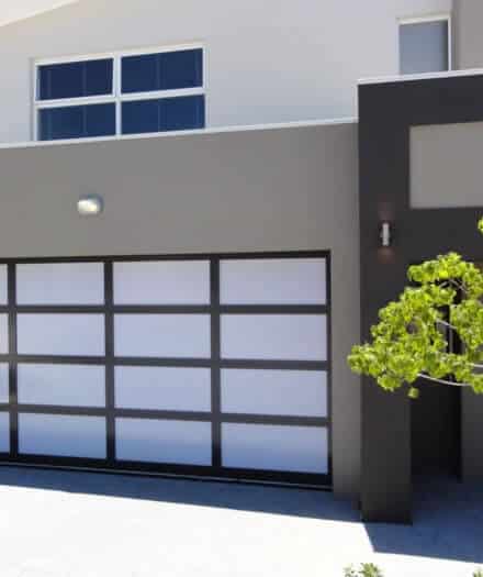 Custom garage doors in Cranbourne