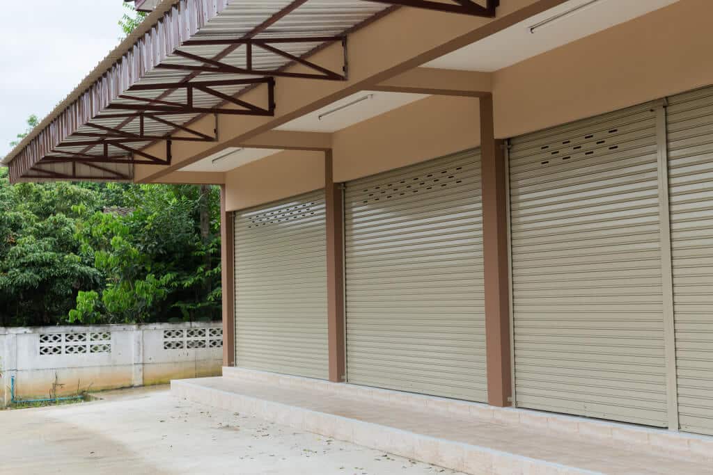 garage roller doors in Narre Warren